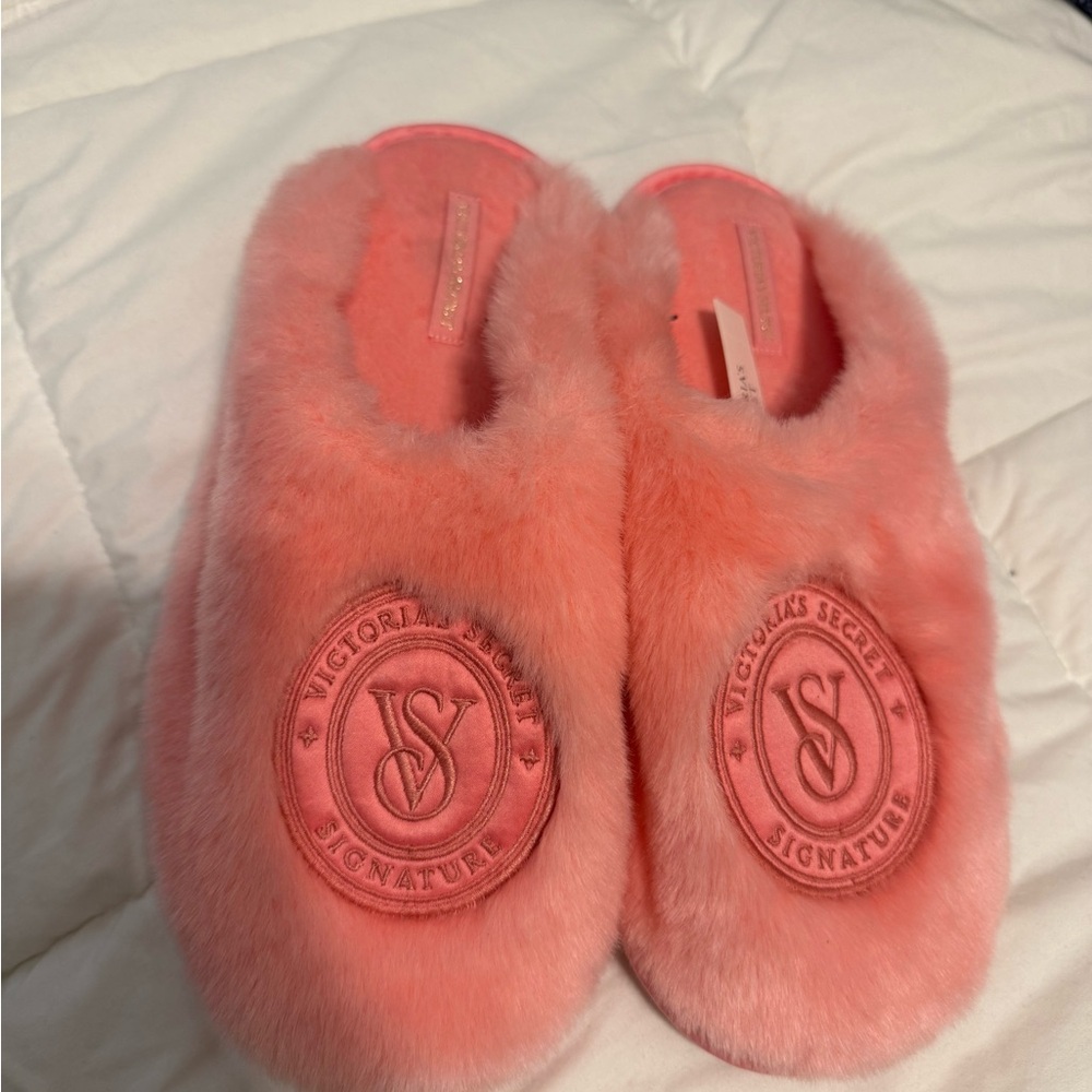 Victoria's Secret Coral Plush Slippers
